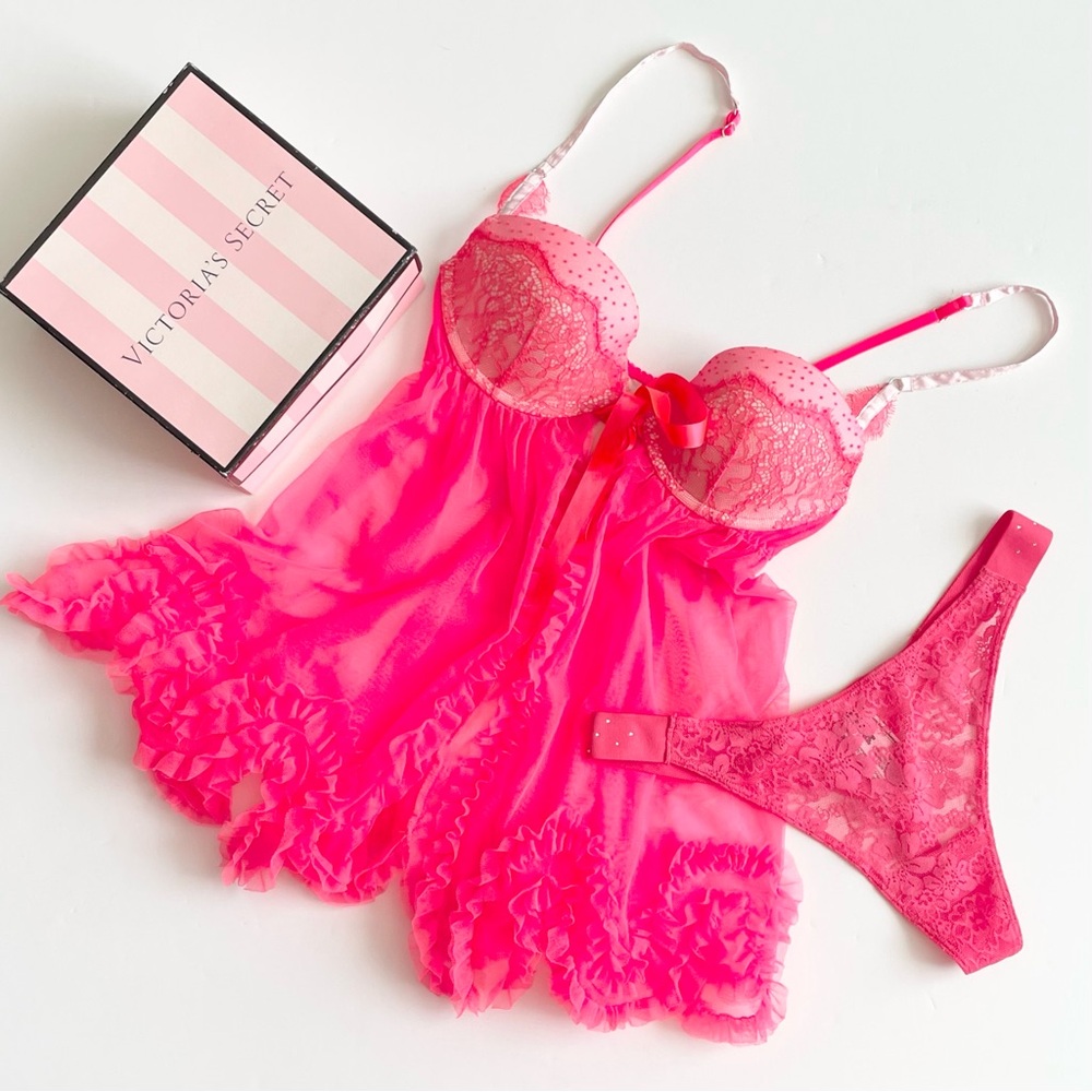 36B MEDIUM Victoria’s Secret neon pink babydoll lingerie set